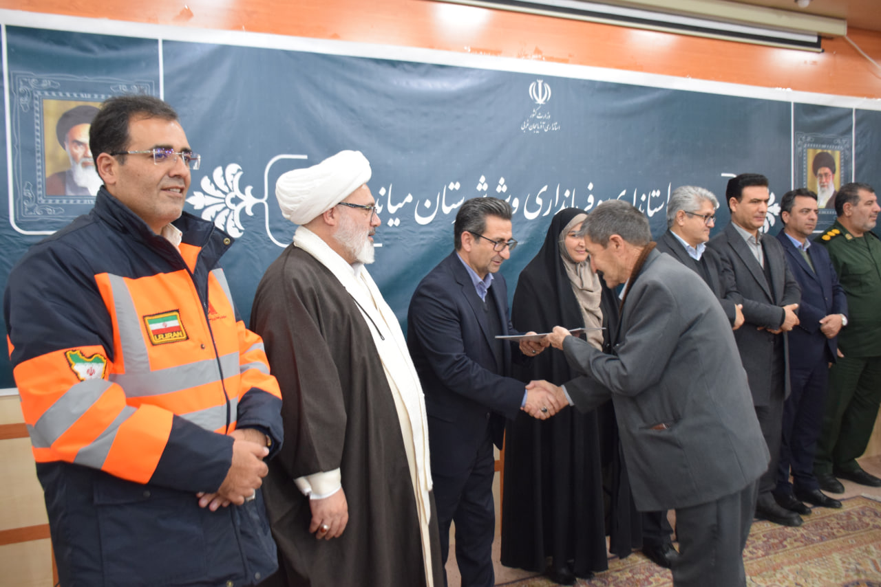 برگزاری مراسم گرامیداشت هفته حمل و نقل و روز راهدار در شهرستان میاندوآب +تصاویر