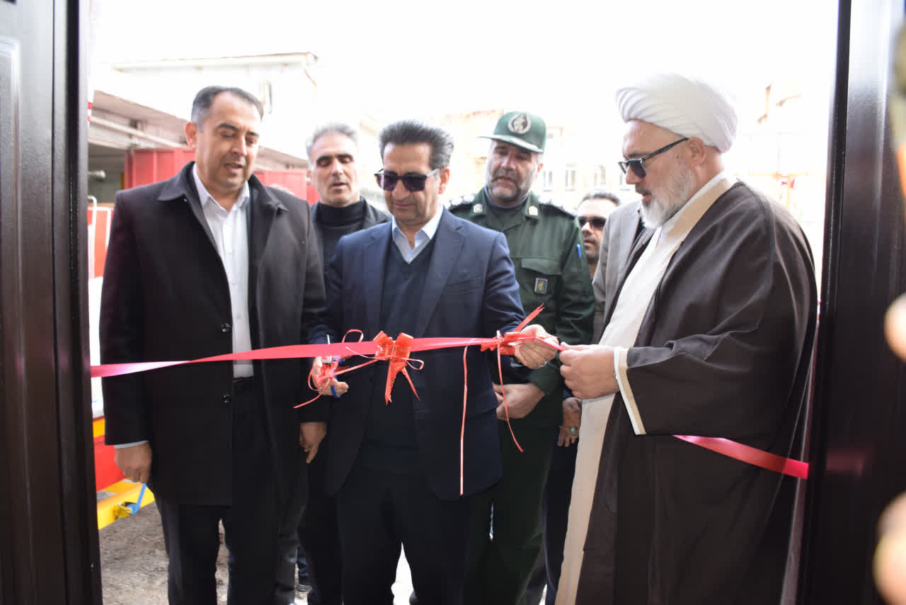 آیین افتتاح 16 طرح عمرانی شهرداری همزمان با دهه مبارک فجر برگزار شد+تصاویر